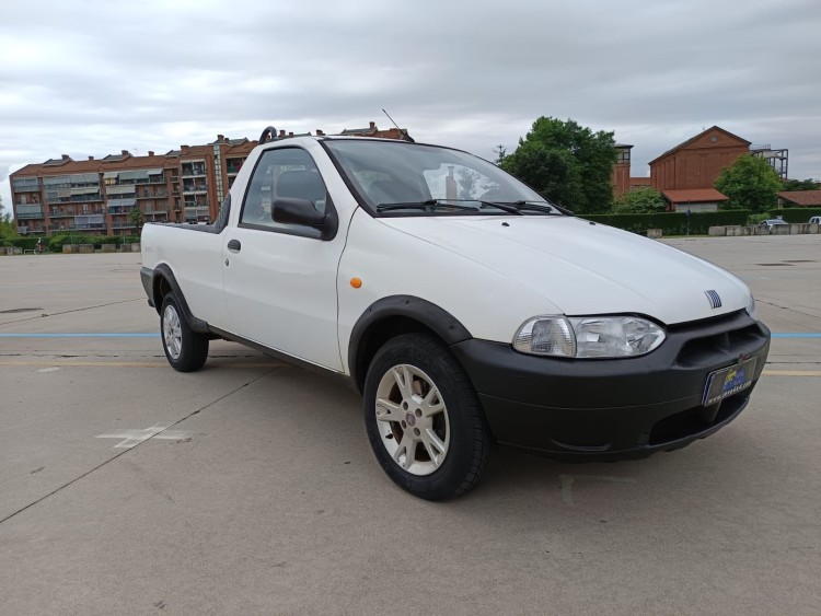 Fiat Strada 1.9 gasolio 2 porte - 2002