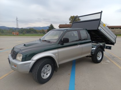 Mitsubishi L200 con cassone ribaltabile 4 pt del 2004