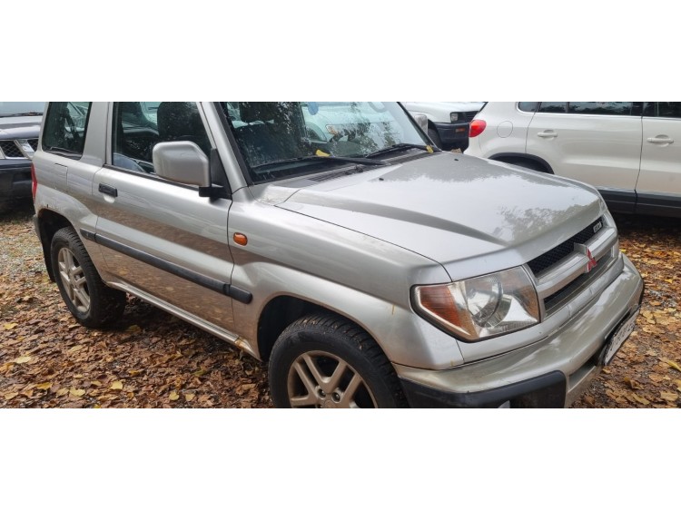 Mitsubishi Pajero Pinin 2001 2.0 benzina